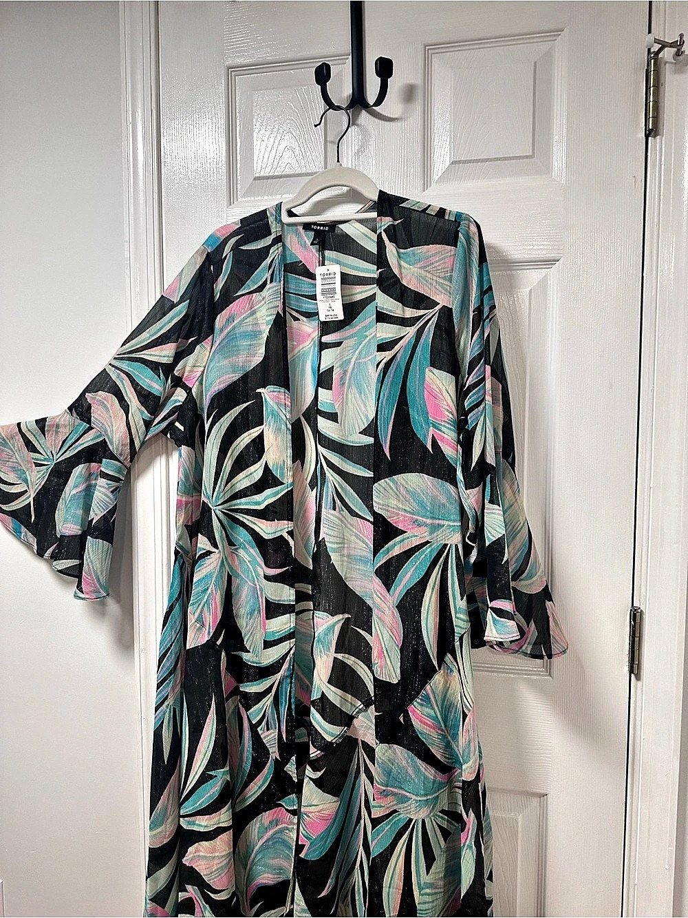 Torrid Palm Lrx Gze Flared Kimono Black & Green 1X